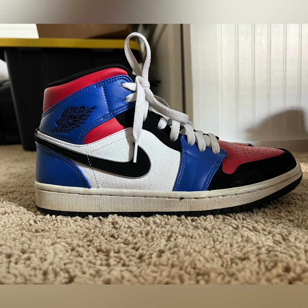 Jordan 1 Mid “Top 3”